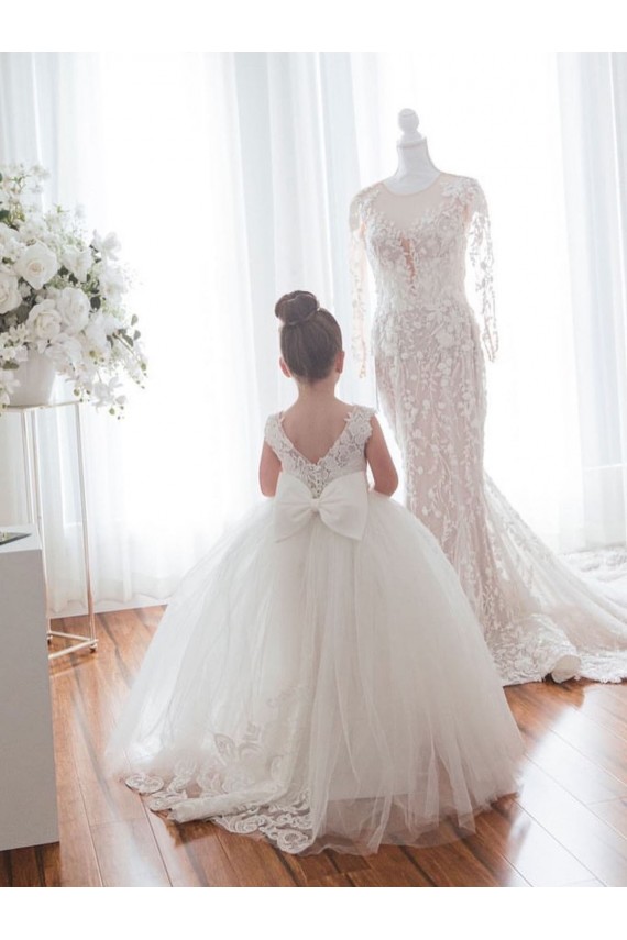 Tulle & Lace Bateau Neckline Chapel Train Sleeveless Flower Girl Dress Southampton