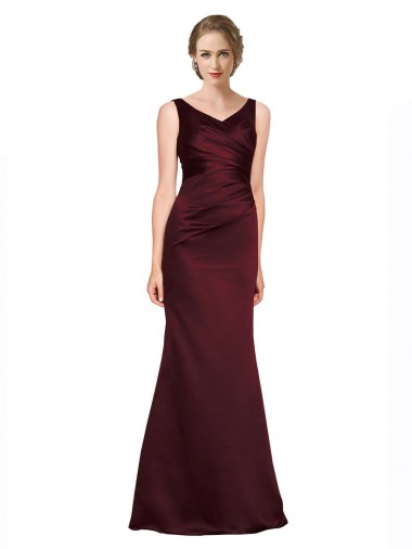 Low Back Satin V-Neck Long Sleeveless Black Tie Evening Gown / Prom Dress / Bridesmaid Dress Southampton