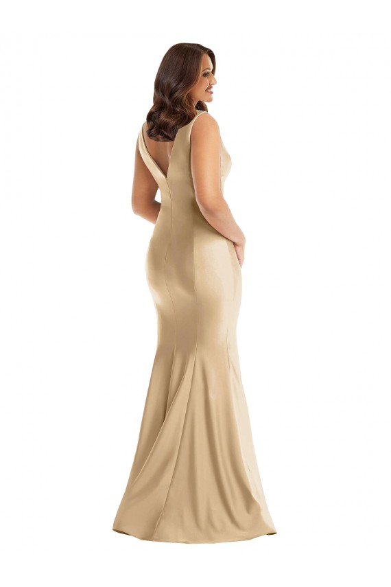 V-Back Silk like Satin V-Neck Long Sleeveless Formal Plus Size Evening Gown / Prom Dress / Bridesmaid Dress Southampton